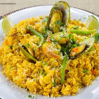 Paella (Arroz Con Mariscos)